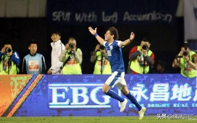 爱德华兹基情补射得手水晶宫客场绝杀埃弗顿逃离降级区